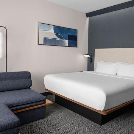 Courtyard By Marriott Calgary Downtown Hotel Buitenkant foto