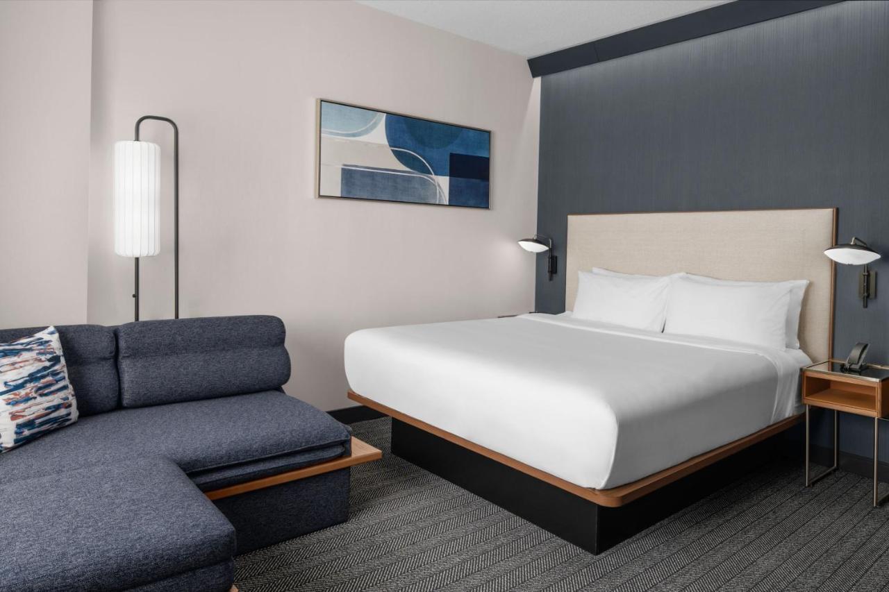 Courtyard By Marriott Calgary Downtown Hotel Buitenkant foto
