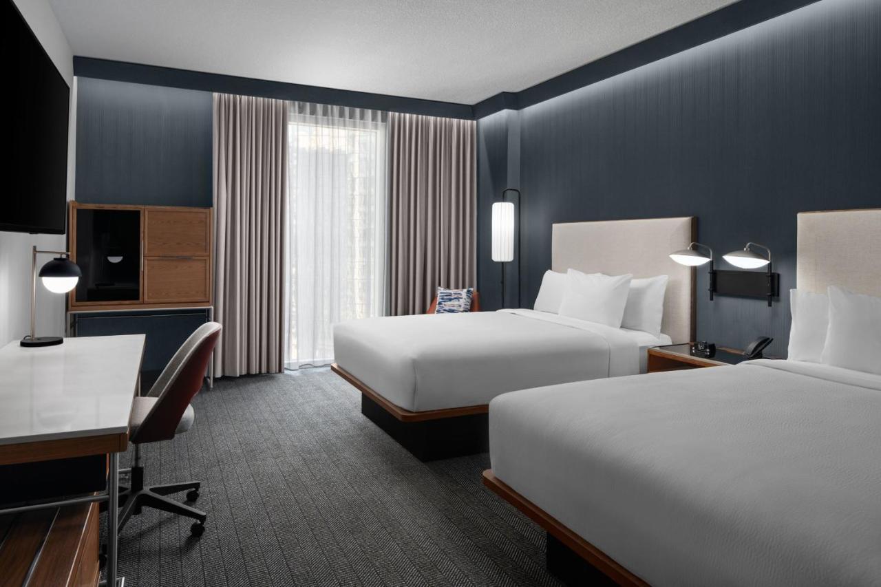 Courtyard By Marriott Calgary Downtown Hotel Buitenkant foto